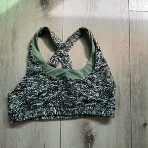 Lululemon size 10 green sports bra
